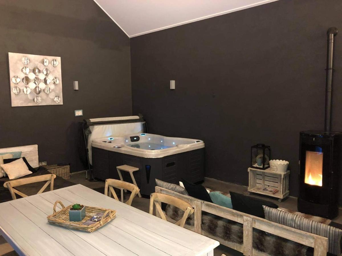 Le Petit Studio De L'Espace Bien Etre Libin Zewnętrze zdjęcie