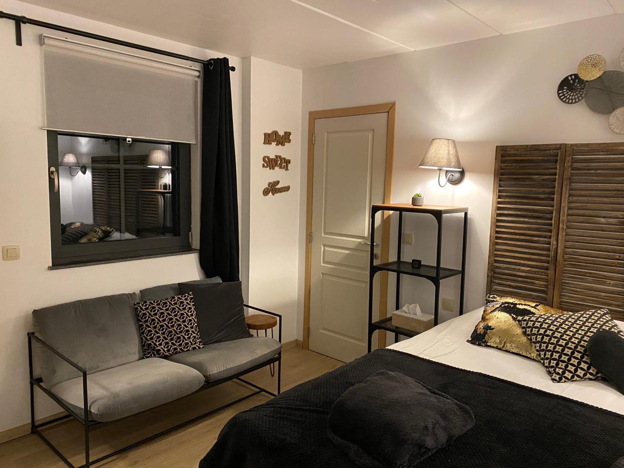 Le Petit Studio De L'Espace Bien Etre Libin Zewnętrze zdjęcie